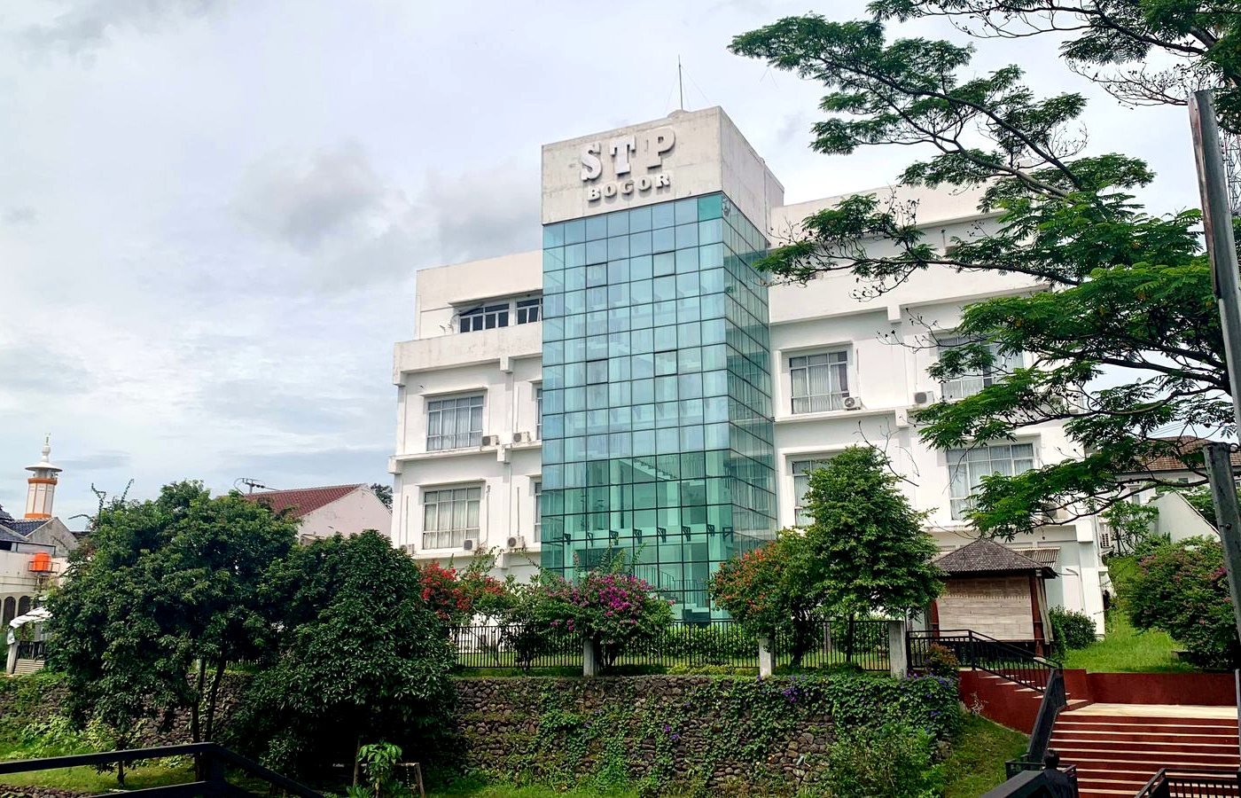 Kampus STP Bogor